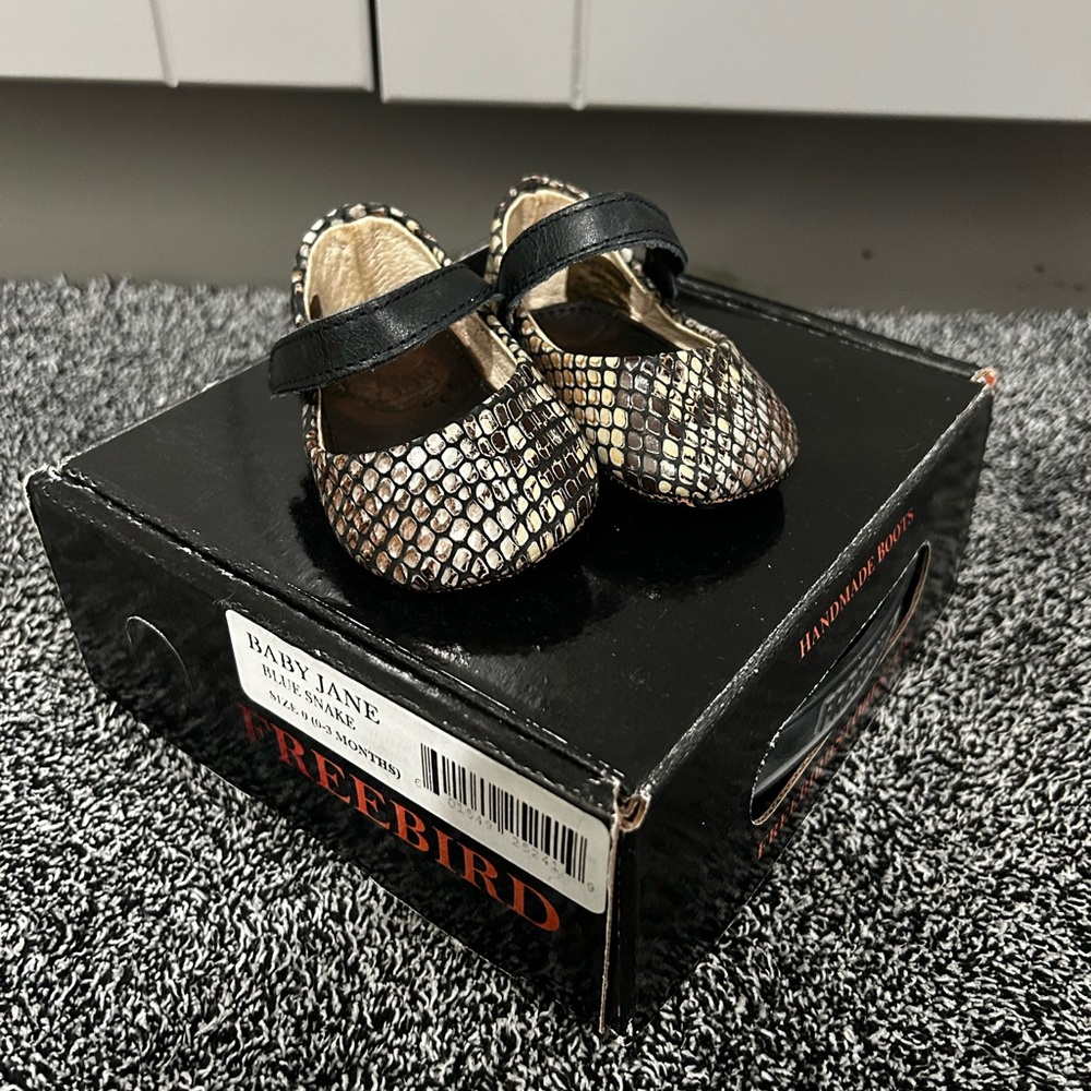 Baby Jane Black Snake Freebird